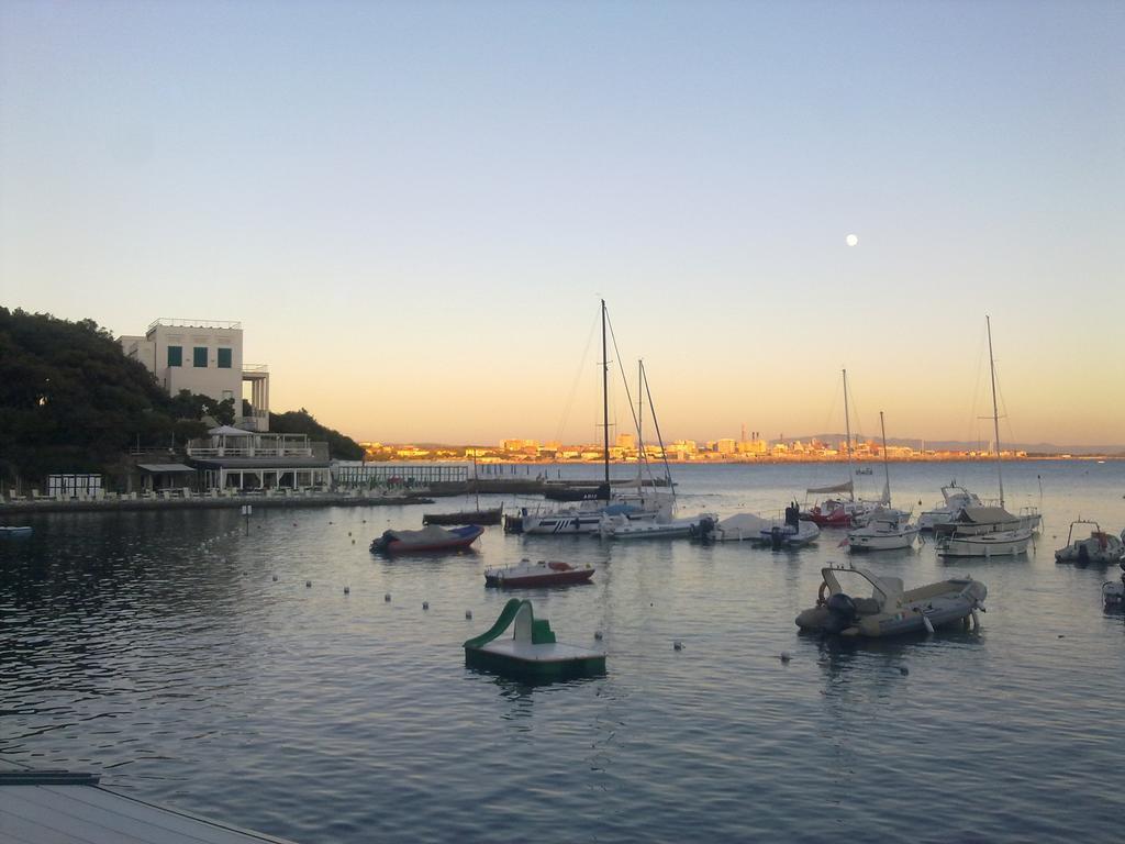 Appartamenti Torre Medicea Castiglioncello Buitenkant foto